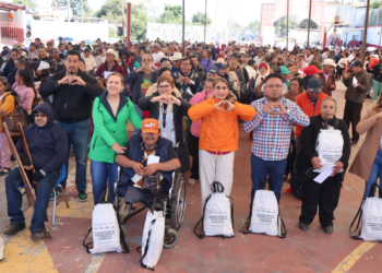 Xiutetelco realiza 3ra entrega de despensas; Baltazar Narciso reafirma su compromiso con las familias
